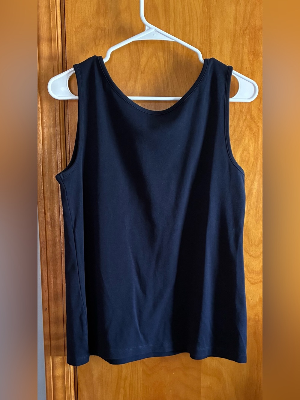 Lands' End Women's Navy Blue Sleeveless Tank Top - Size M - Picture 2 of 5